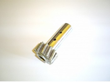 MC423 Pinion Cu ax IHC